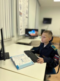 photo_5316624021996638204_y